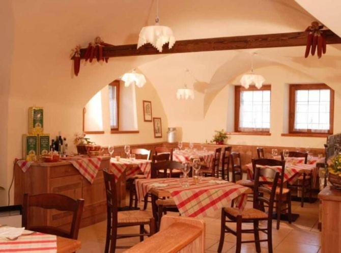 Locanda Borgo Chiese Castel Condino Exterior photo